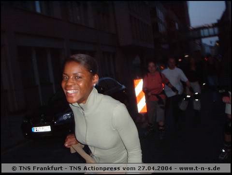 tns-2004-056.jpg