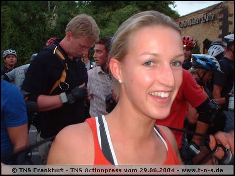 tns-2004-077.jpg