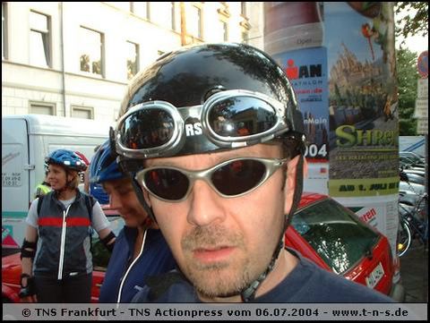 tns-2004-176.jpg