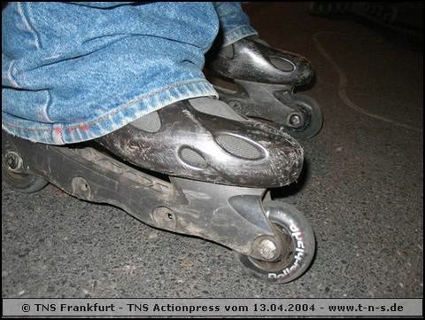 tns-2004-185.jpg