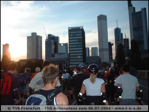 tns-2004-197.jpg