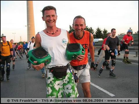 tns-2004-218.jpg