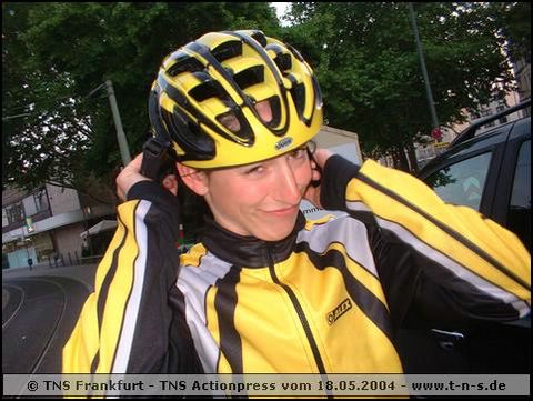 tns-2004-227.jpg
