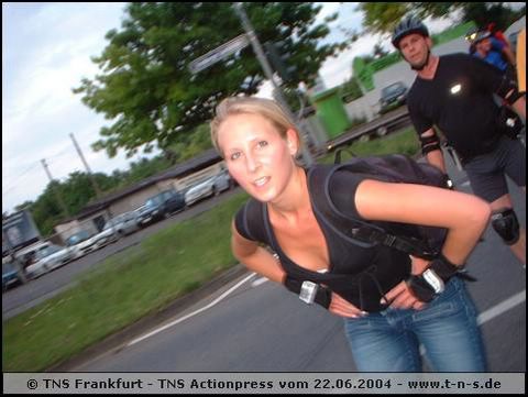 tns-2004-235.jpg