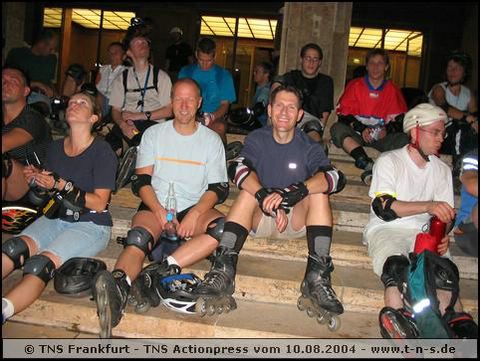 tns-2004-242.jpg