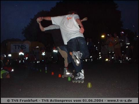 tns-2004-315.jpg