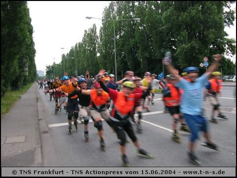 tns-2004-318.jpg
