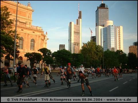 tns-2004-330.jpg