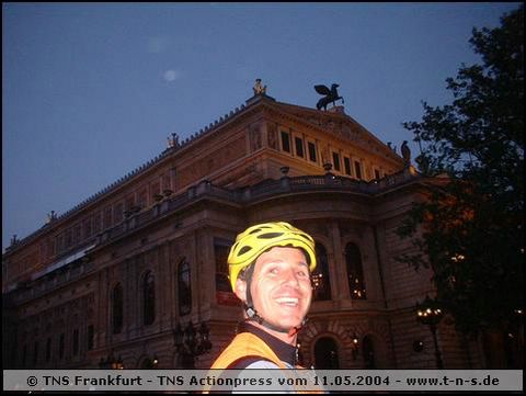 tns-2004-361.jpg