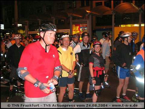 tns-2004-370.jpg