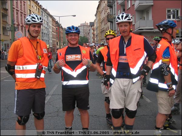 tns-21-06-2005-017.jpg