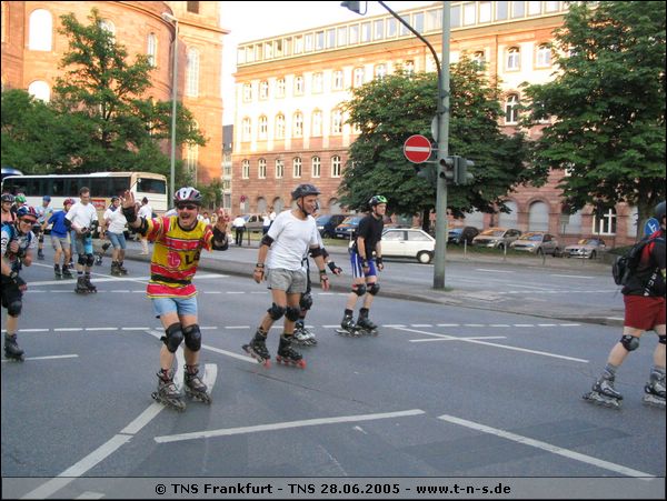 tns-28-06-2005-150.jpg