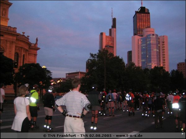 tns-02-08-05-235.jpg