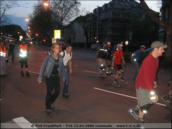 tns-25-04-06-043.jpg