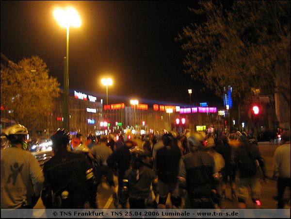 tns-25-04-06-210.jpg