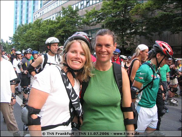 tns-11-07-06-060.jpg