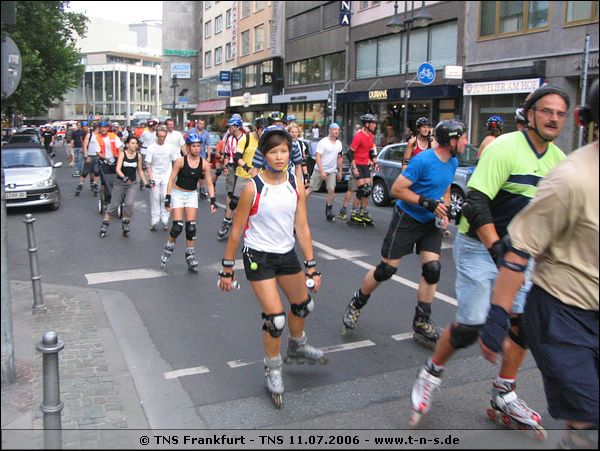 tns-11-07-06-076.jpg