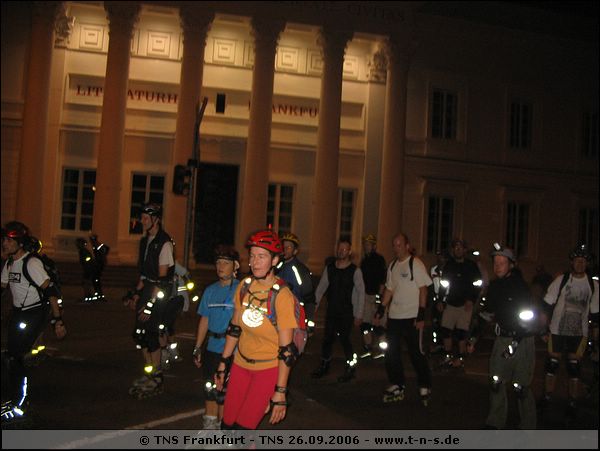 tns-26-09-06-279.jpg