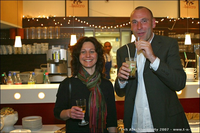 TNSPARTY-071130-201740.jpg