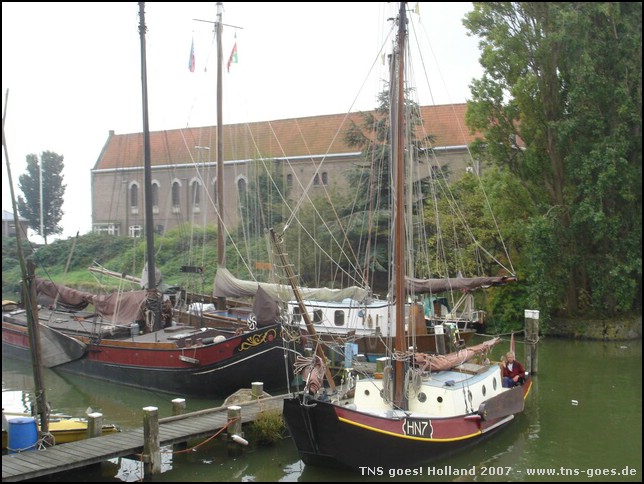 Holland-070922-113800-RH.jpg