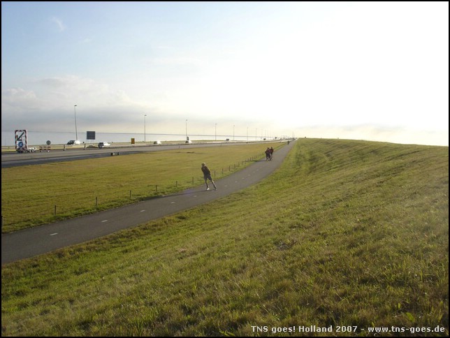 Holland-070922-180544-RH.jpg