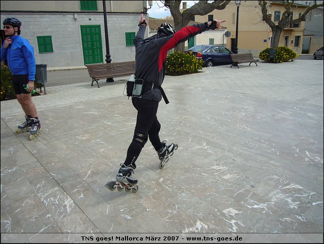 070321-121810-thomas.jpg