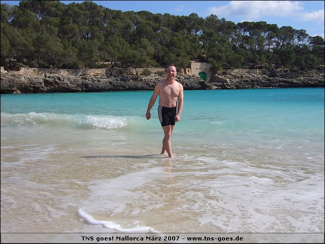 070323-143832-thomas.jpg