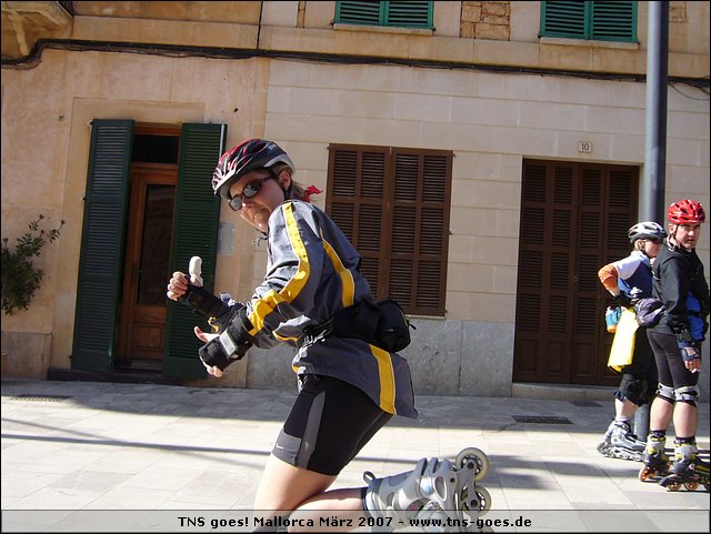 070323-155922-thomas.jpg