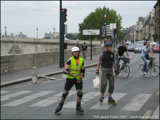 Paris-070727-191604-SR.jpg