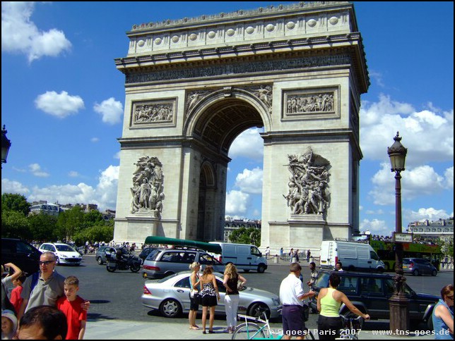 Paris-070730-131500-MN.jpg