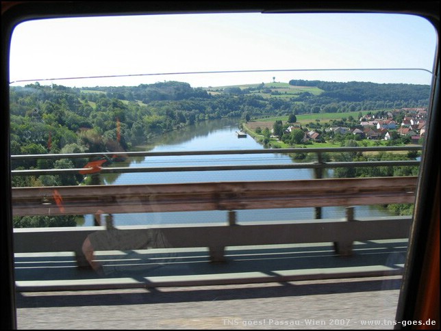 PW-070801-102554-FR.jpg