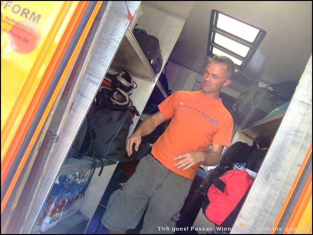 PW-070801-135624-MN.jpg