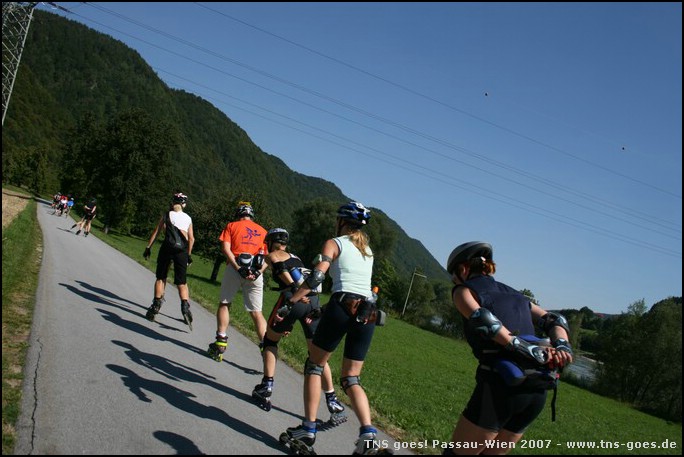 PW-070801-155144-KM.jpg