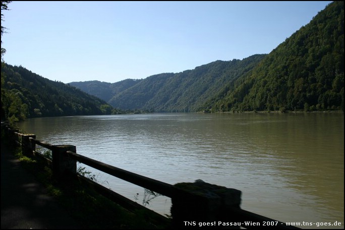 PW-070801-172732-KM.jpg