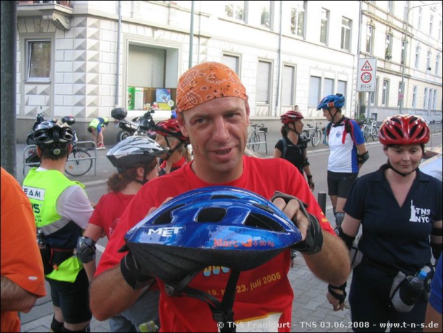 TNS-080603-203012.jpg