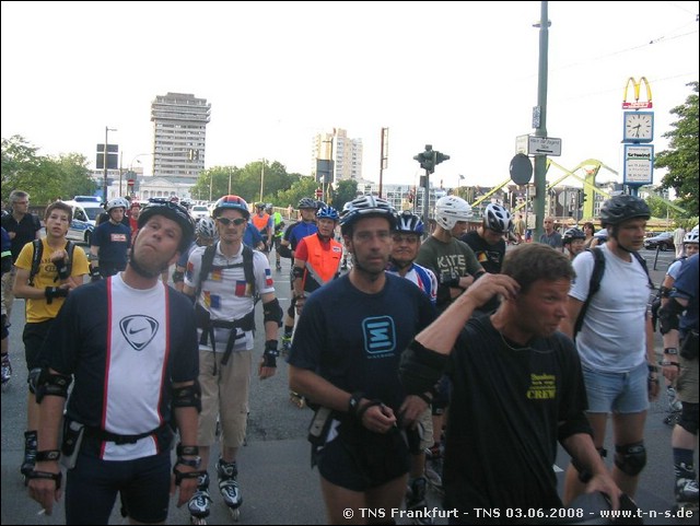 TNS-080603-203328.jpg
