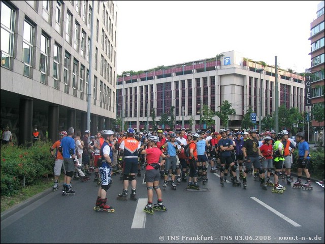 TNS-080603-204344.jpg