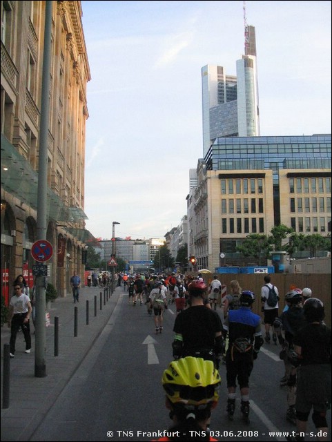 TNS-080603-205116.jpg