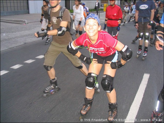 TNS-080603-205812.jpg