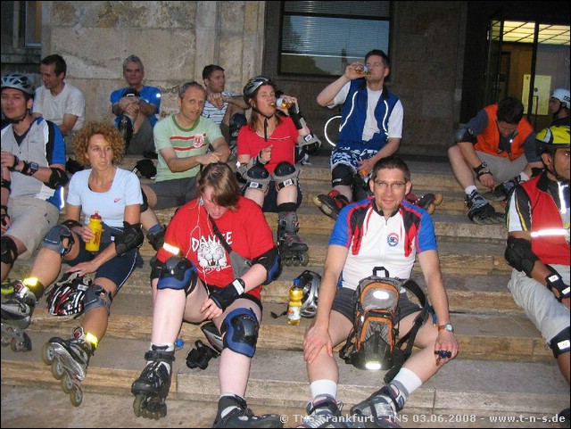 TNS-080603-213048.jpg