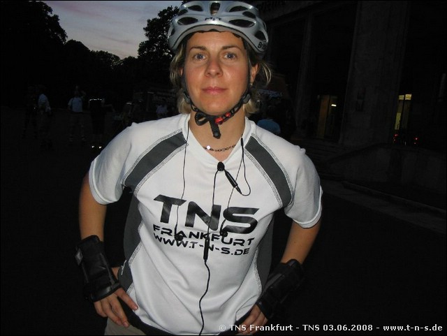 TNS-080603-214216.jpg