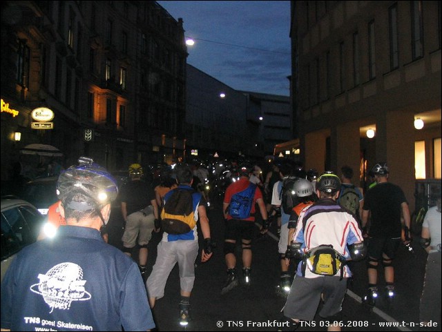 TNS-080603-214956.jpg