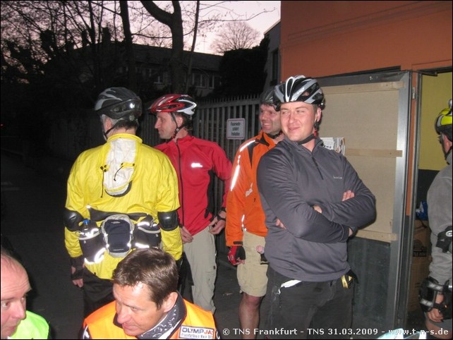 tns-31-03-09-010.jpg