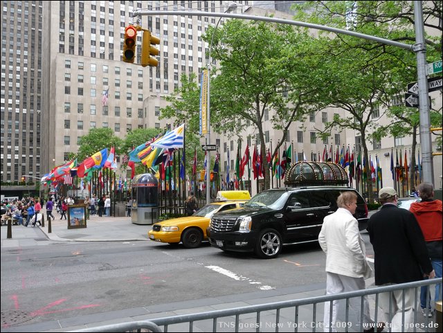 NYC-18154728-CH-P1010912.jpg