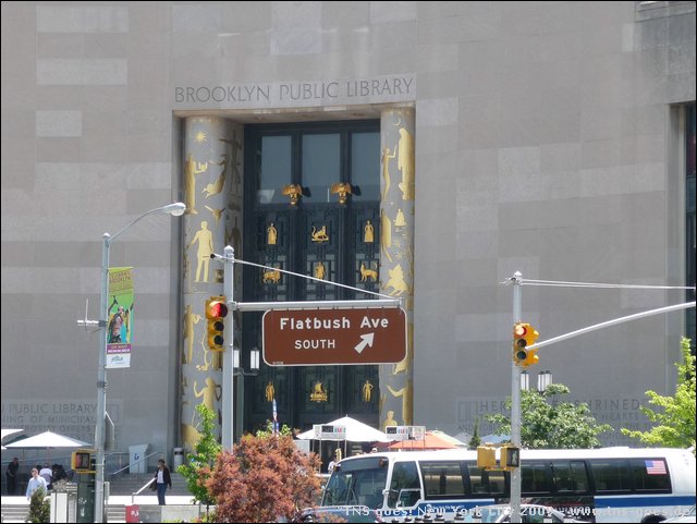 NYC-20115822-CH-P1020102.jpg