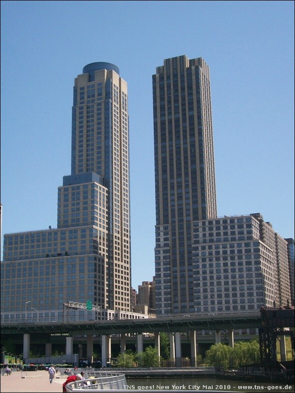 100513-123854-SR-100_1728.jpg