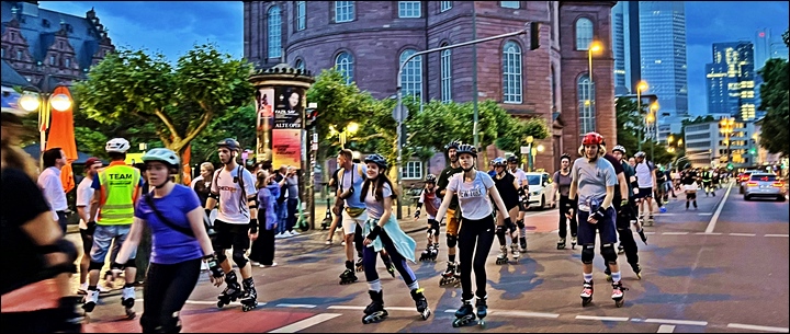 TNS light City-Tour Frankfurt | Foto Simon Reichel 2025